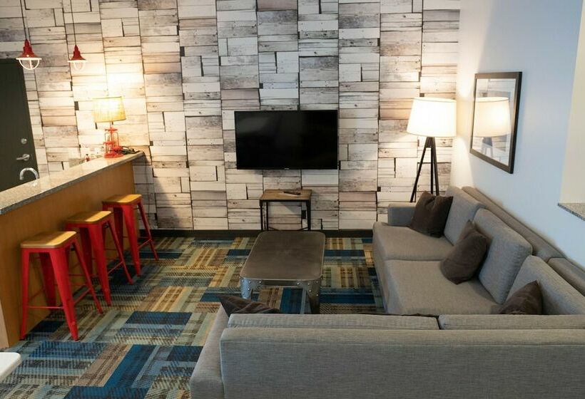 فندق Eddy's Resort