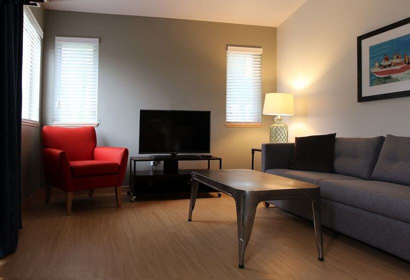 فندق Eddy's Resort