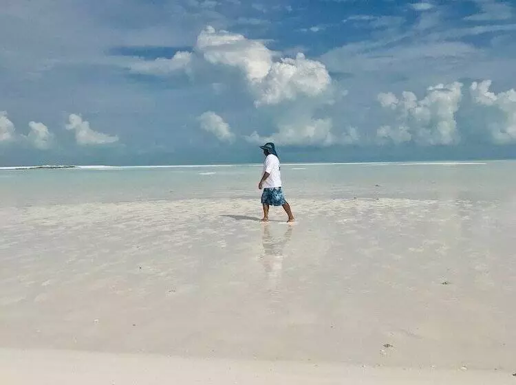 هتل Gems At Paradise Beach