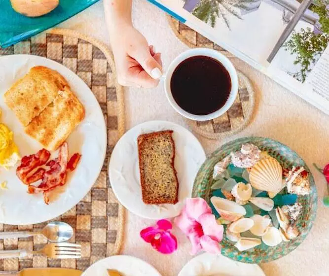 هتل Gems At Paradise Beach