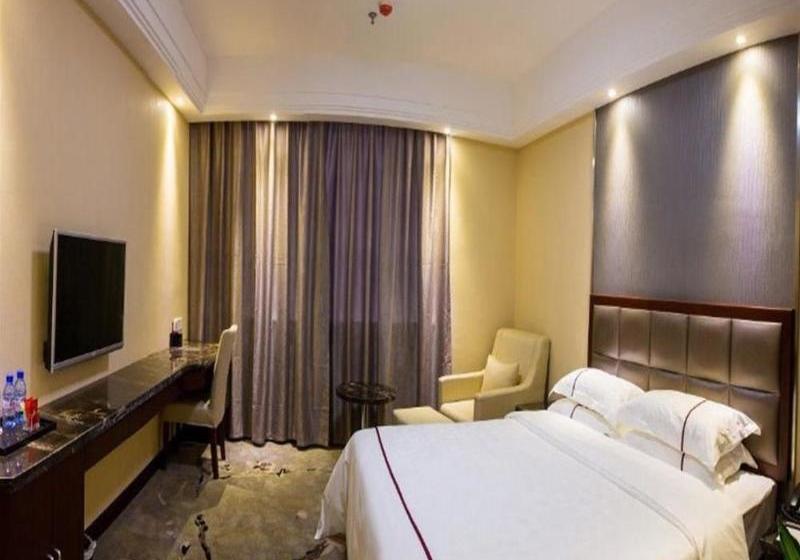 Отель GreenTree Eastern Yichang Jindongshan