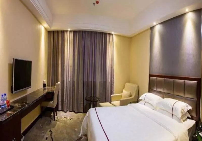 Отель GreenTree Eastern Yichang Jindongshan