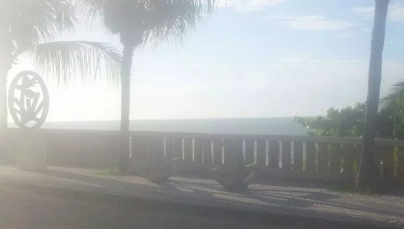 Hotel Iparana Paradise