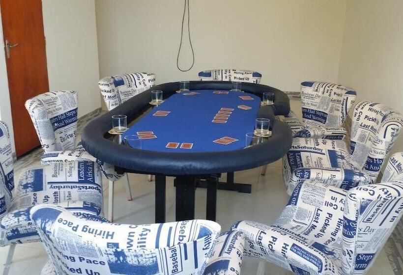 Hotel Iparana Paradise