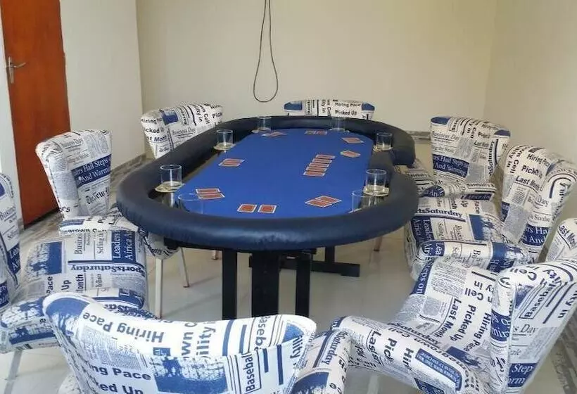 Hotel Iparana Paradise