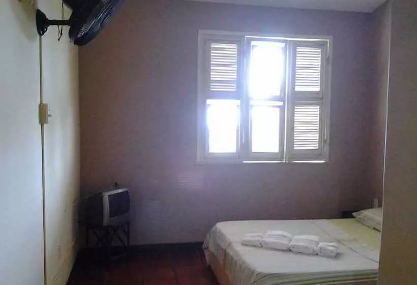 Hotel Iparana Paradise