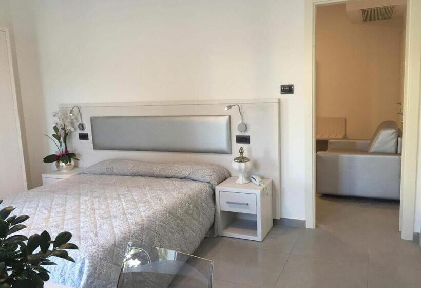 هتل Residence Albachiara