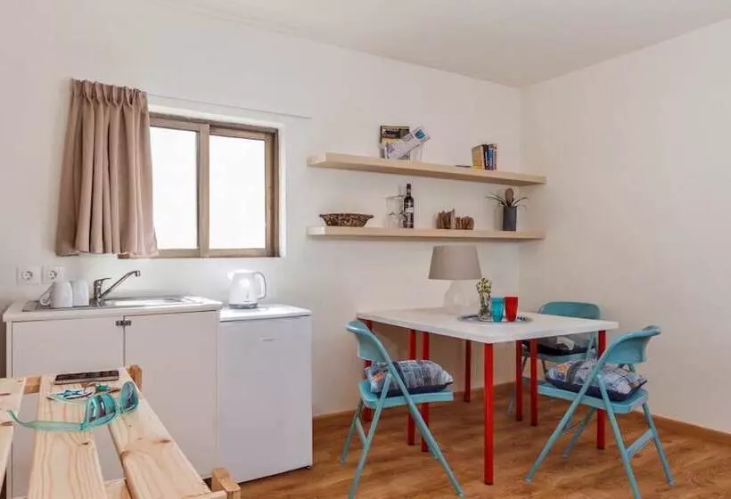 Отель Stay Rhodes Hostel & Bar