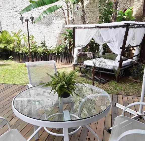 هتل Villa Miracá Guest House