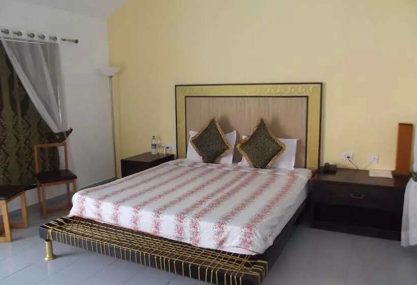 Hotelli Village Retreat