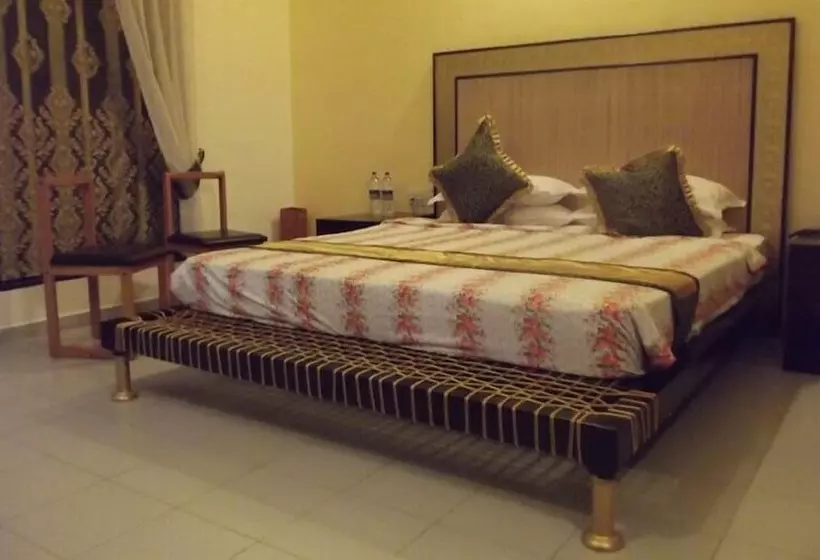 Hotelli Village Retreat