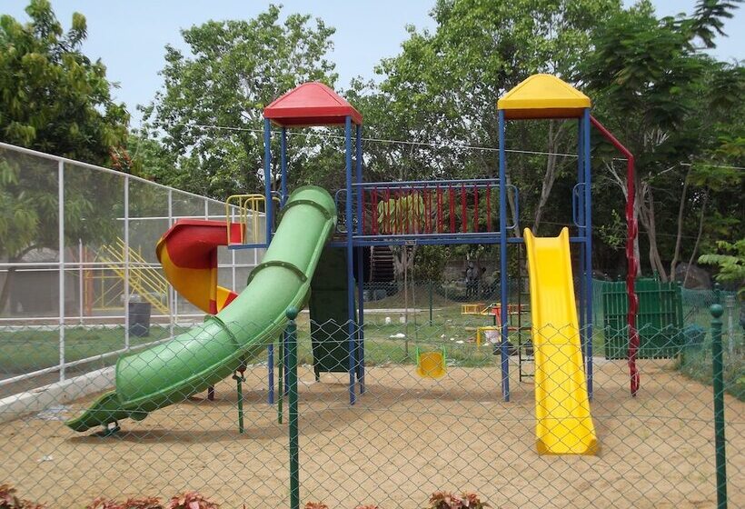 호텔 Village Retreat