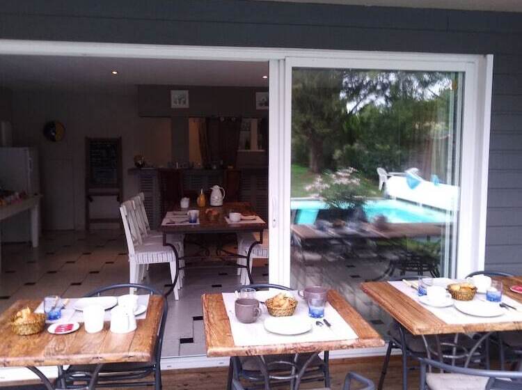 بنسيون Les Hotes Du Paradis