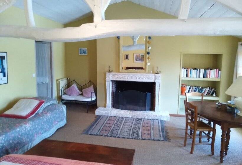 بنسيون Les Hotes Du Paradis