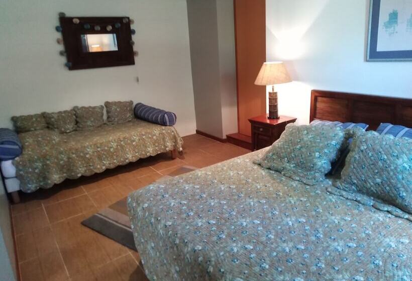 بنسيون Les Hotes Du Paradis