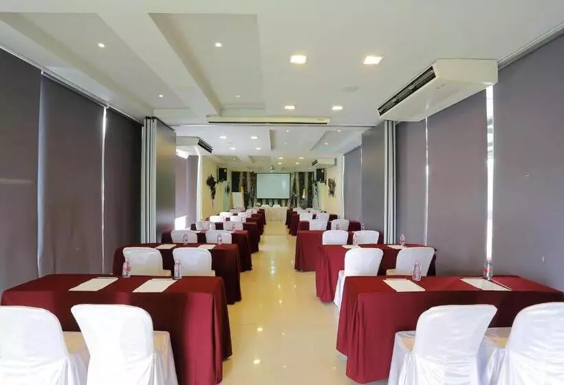 Play La Ploen Boutique Resort