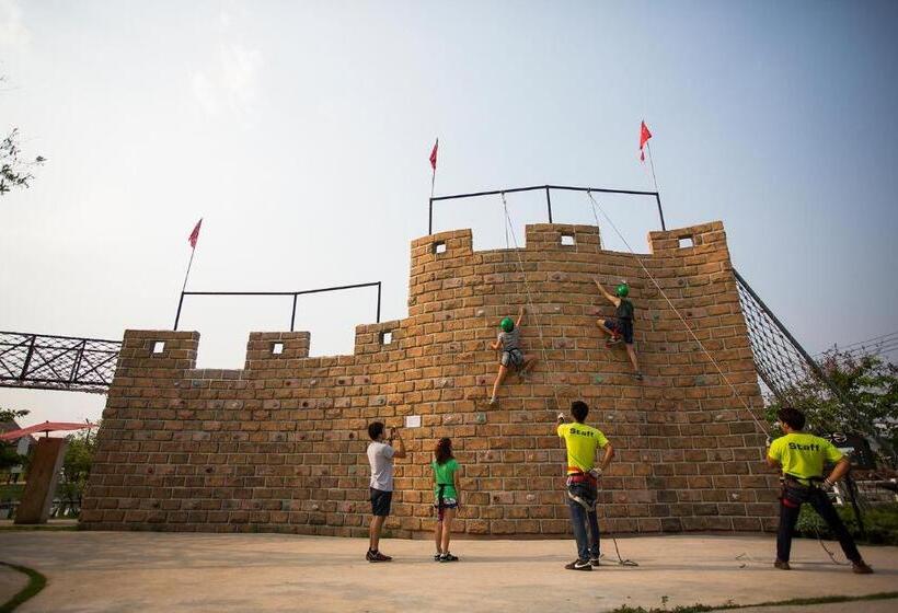 Play La Ploen Boutique Resort