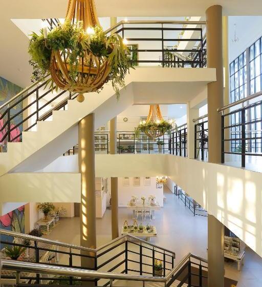 Play La Ploen Boutique Resort