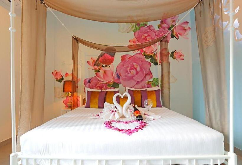 Play La Ploen Boutique Resort