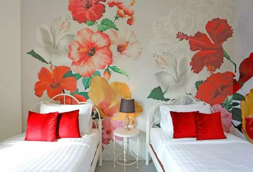 Play La Ploen Boutique Resort