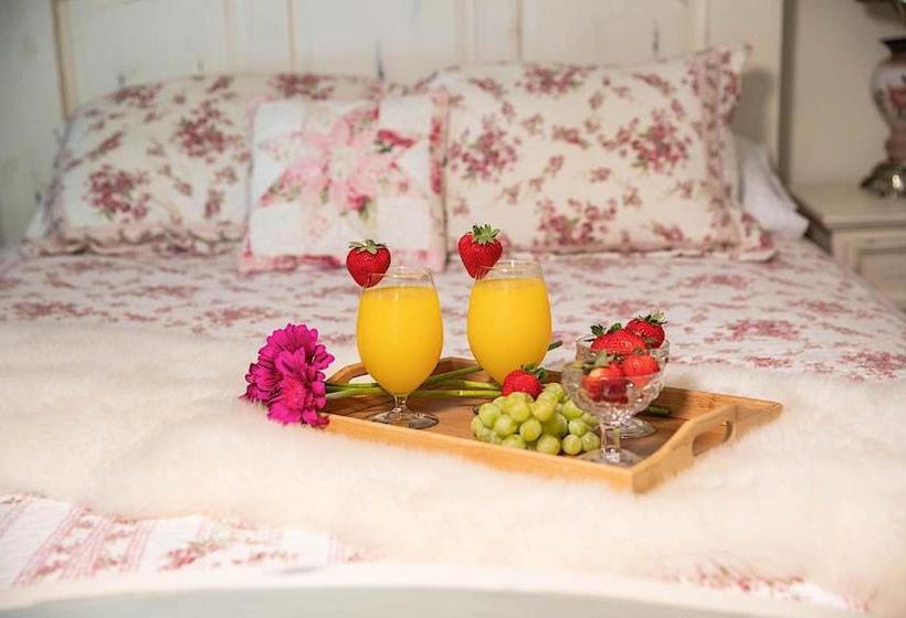 مبيت وإفطار Red Gate Inn