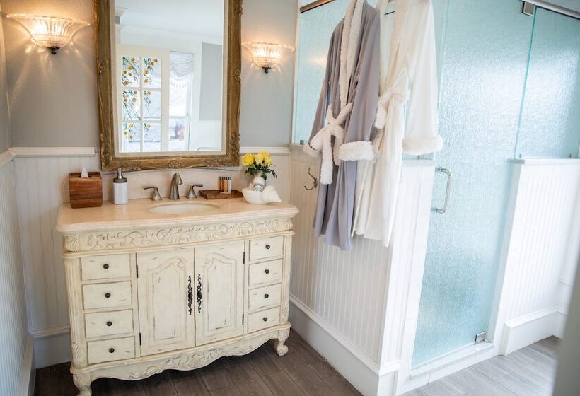 مبيت وإفطار Red Gate Inn