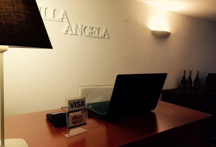 مبيت وإفطار Villa Angela Suite