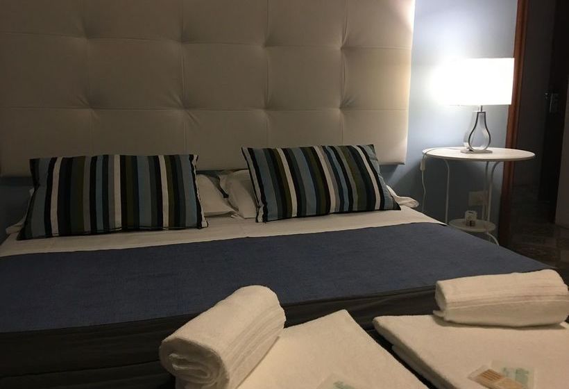 مبيت وإفطار Villa Angela Suite