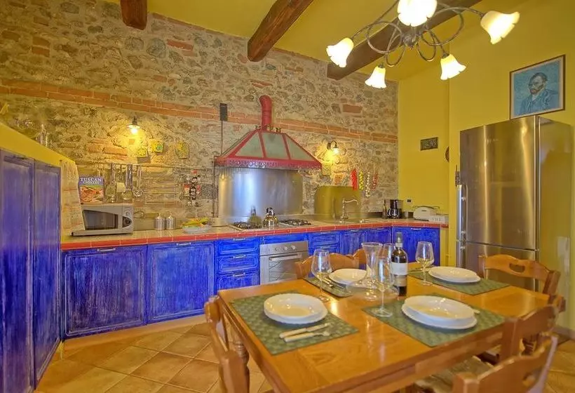 Casa Sabrina
