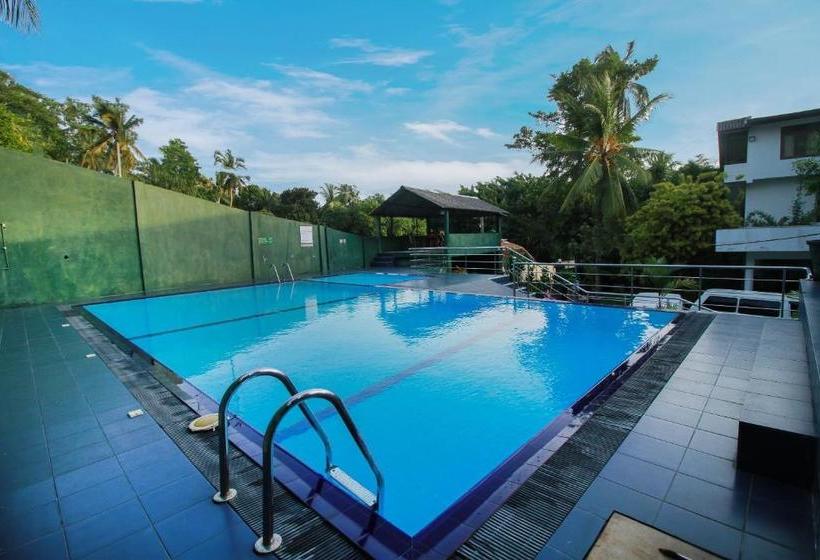 בית מלון כפרי Aradhana