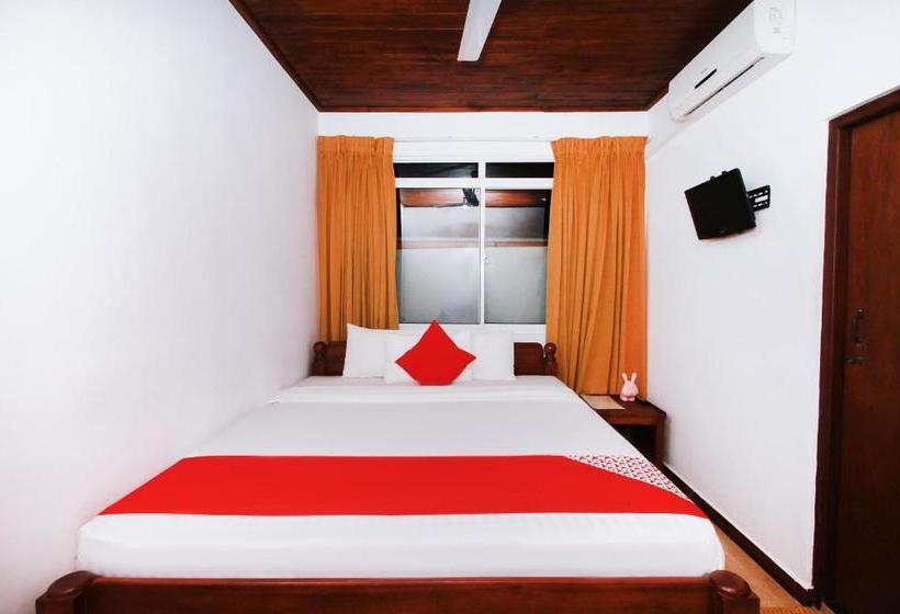 בית מלון כפרי Aradhana