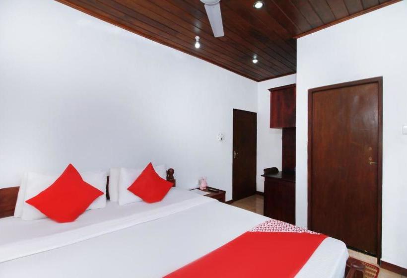 בית מלון כפרי Aradhana