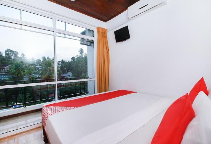 בית מלון כפרי Aradhana