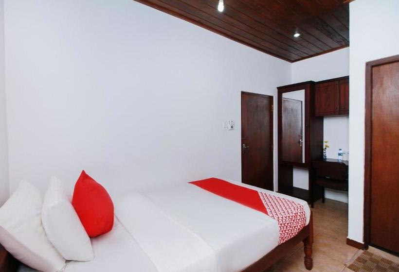 בית מלון כפרי Aradhana