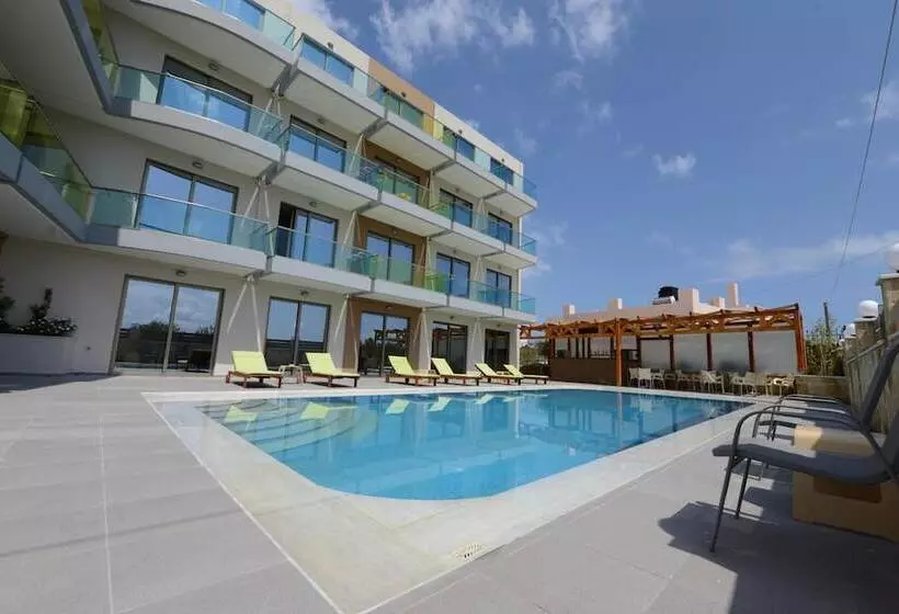 ホテル Crystal Bay