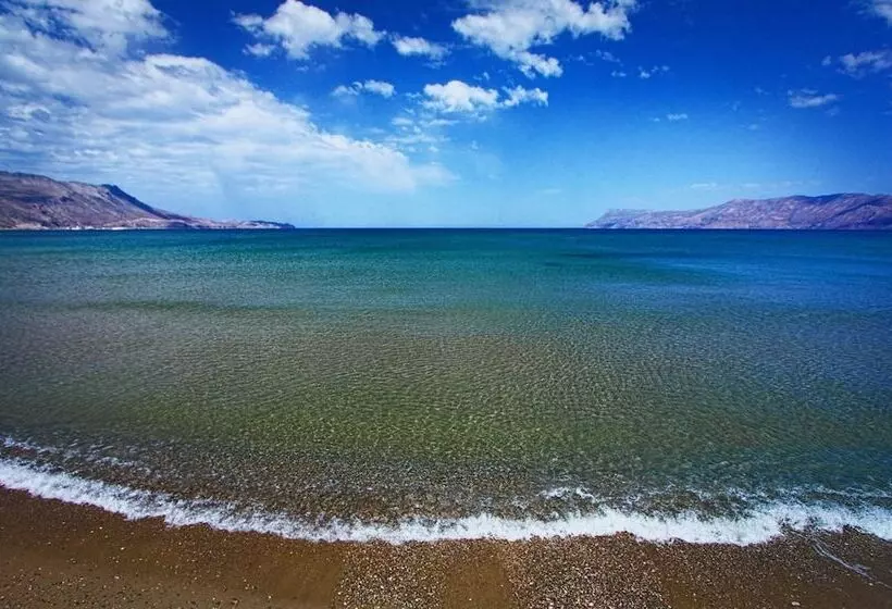 ホテル Crystal Bay