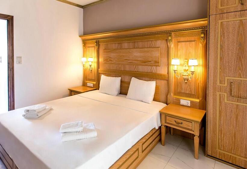 ホテル Greek Pride