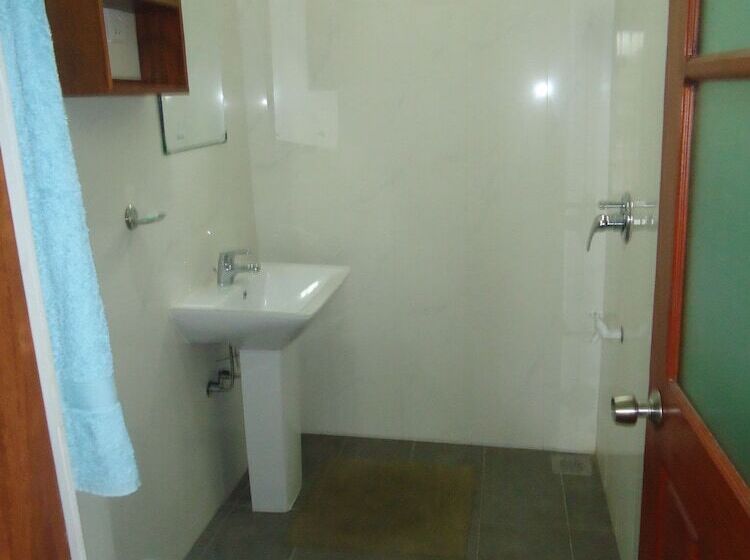 فندق Nature Walk Resort