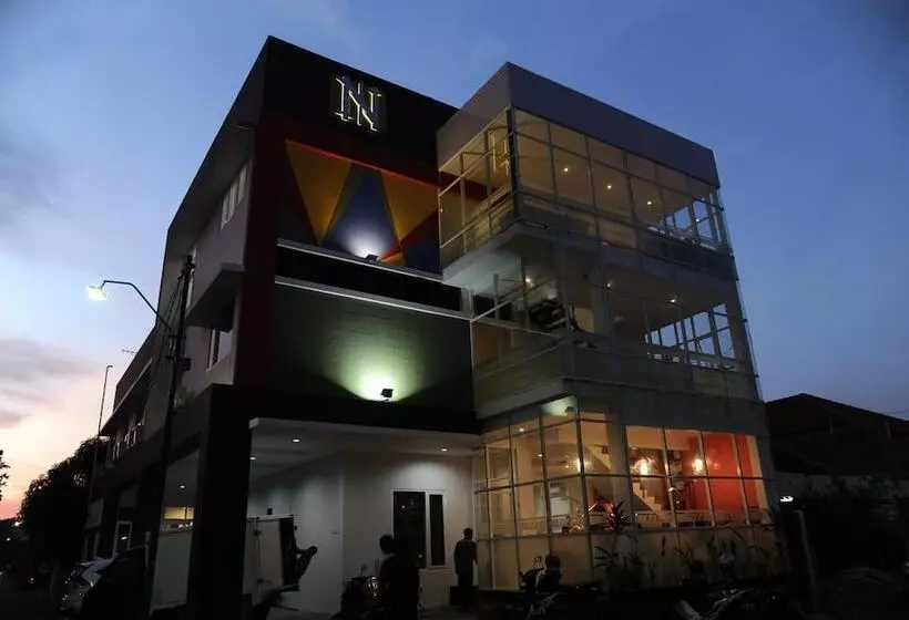 Nozz Hotel Semarang