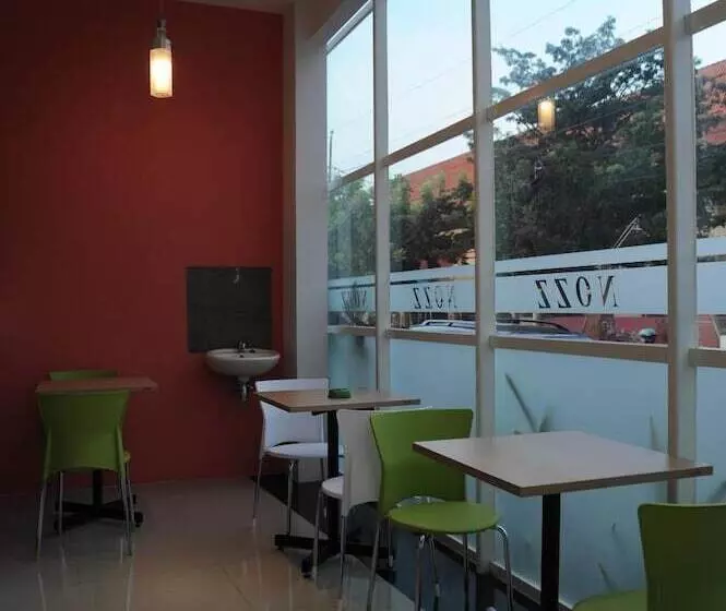 Nozz Hotel Semarang