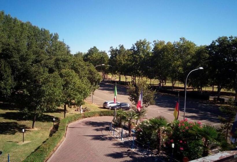 בית מלון כפרי Parigi