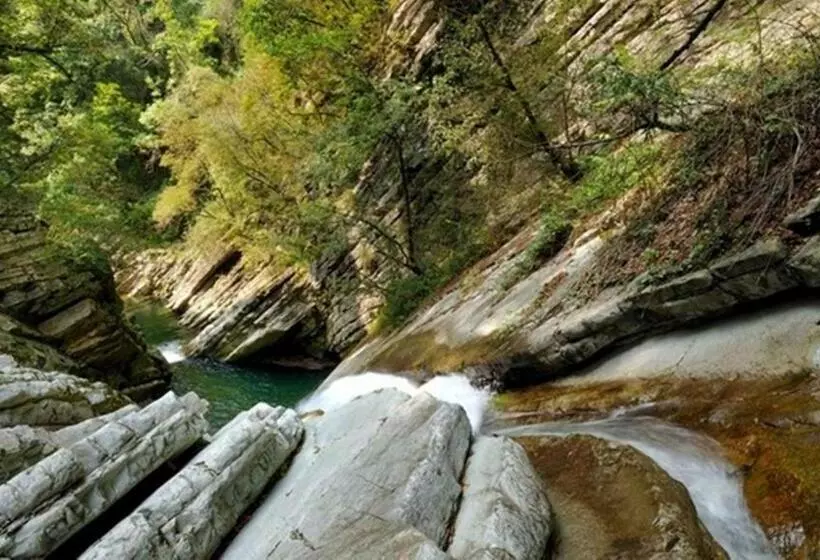 בית מלון כפרי Parigi