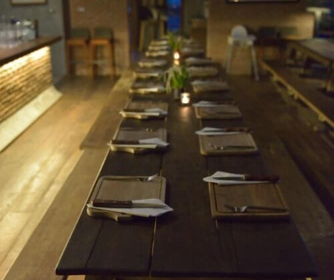 فندق The Farmhouse At Polo Escape