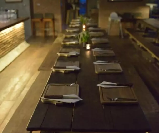 בית מלון כפרי The Farmhouse At Polo Escape