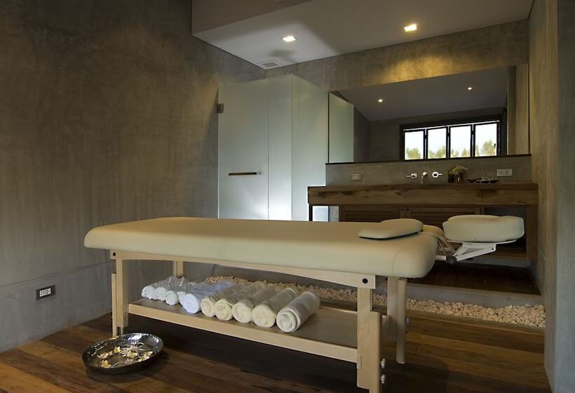 فندق The Farmhouse At Polo Escape