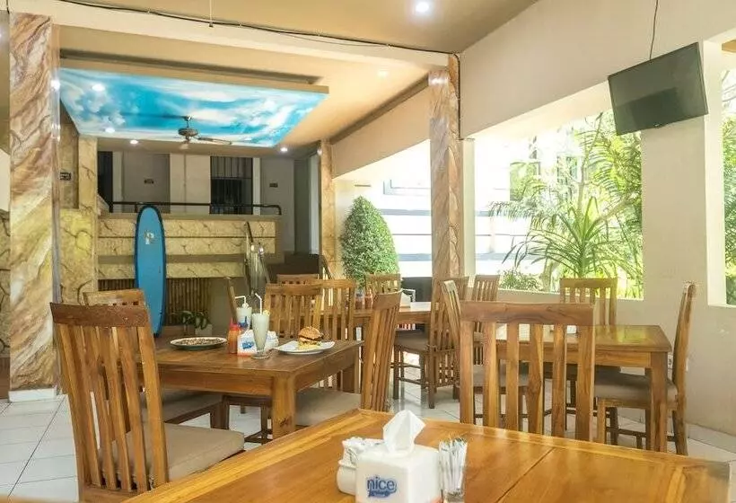 Отель Rantun S Place Nusa Dua