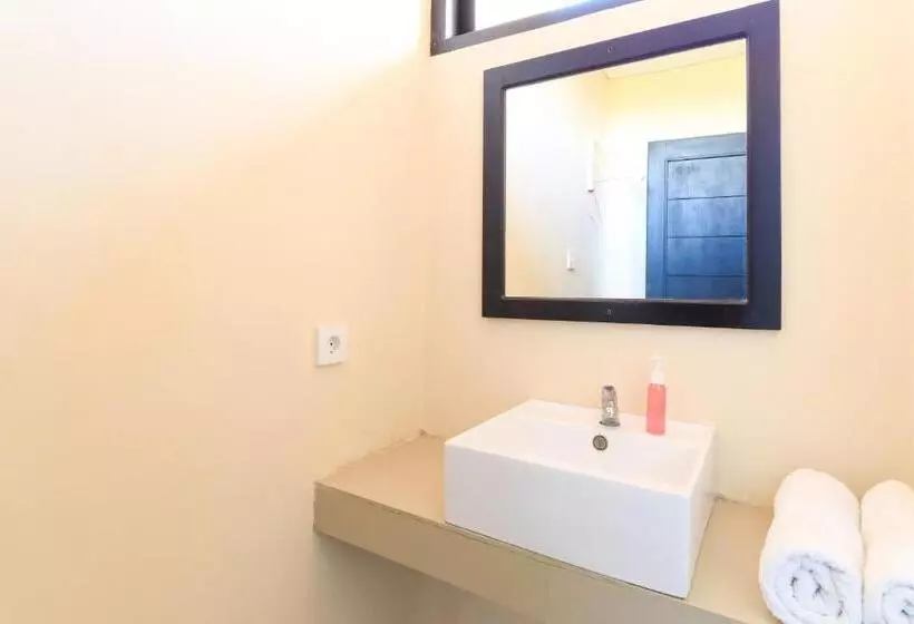 Отель Rantun S Place Nusa Dua