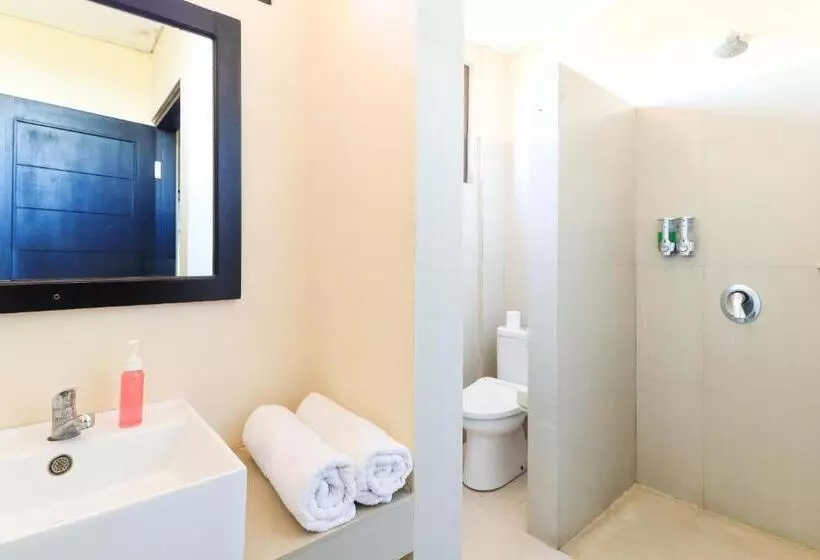 Отель Rantun S Place Nusa Dua