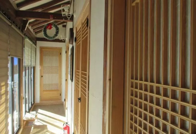 پانسیون Mokpo Joenzip Guest House