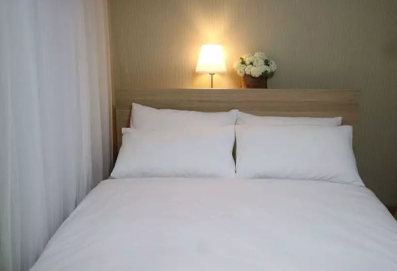 Пансион Mr. Kim Guesthouse